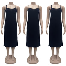 تحميل الصورة في عارض المعرض, 3- قطع شلحة كاملة بروتيل ( حمالة رفيعة ) قطن ضد اللصق بمقاسات مختلفة