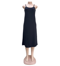 تحميل الصورة في عارض المعرض, 3- قطع شلحة كاملة بروتيل ( حمالة رفيعة ) حرير أصلي ضد اللصق بمقاسات مختلفة