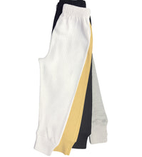 تحميل الصورة في عارض المعرض, 4- أطقم أطفال أولاد و بنات شتوية قطنية 100% بألوان مختلفة
